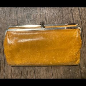 HOBO Lauren Clutch wallet